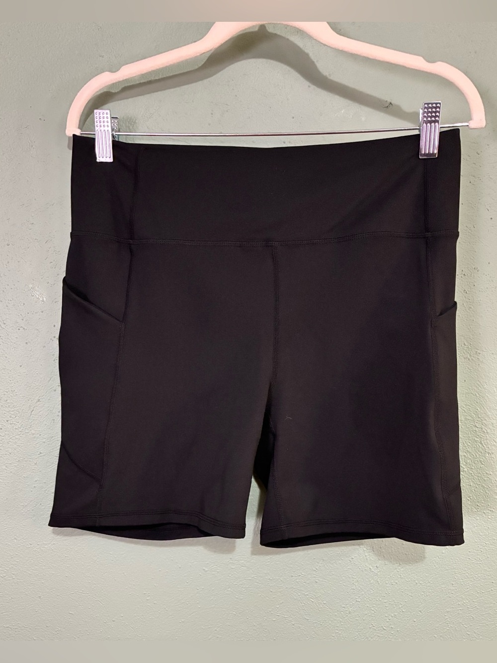 Fabletics Women's Athletic Shorts Black XL Like New
